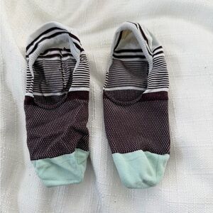 lululemon athletica Men's Striped No-Show Socks - Black, White, and Mint